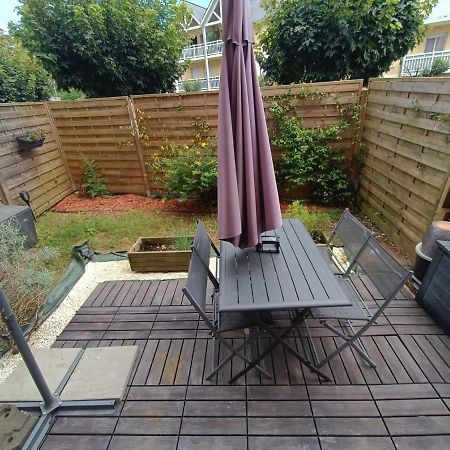 Appartement T2 En Residence Securisee Oloron-Sainte-Marie Extérieur photo